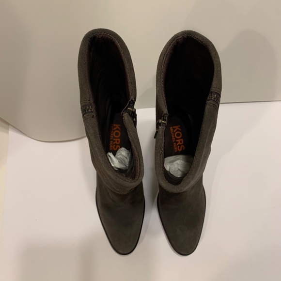 Michael Kors Suede Fold Over Brown Women Boots Size 10 - Picture 2 of 10